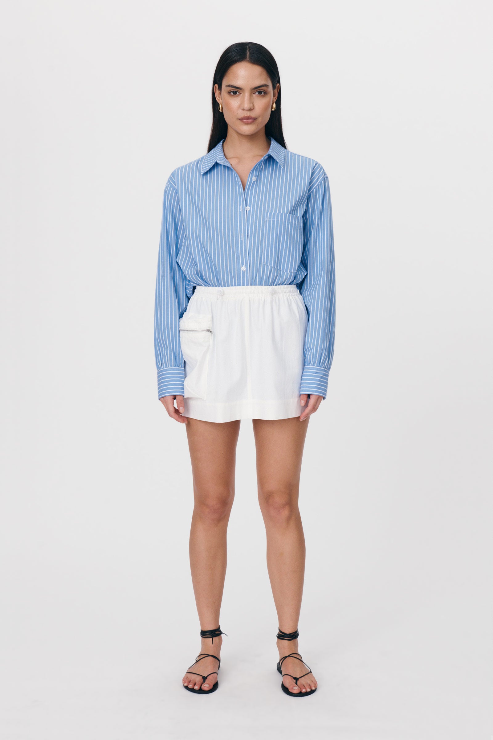 68,24.3,ramona-long-sleeve-shirt-cornflower-stripe,-1,1|63,87.6,aelia-sandal-dark-brown-leather,-1,-1|