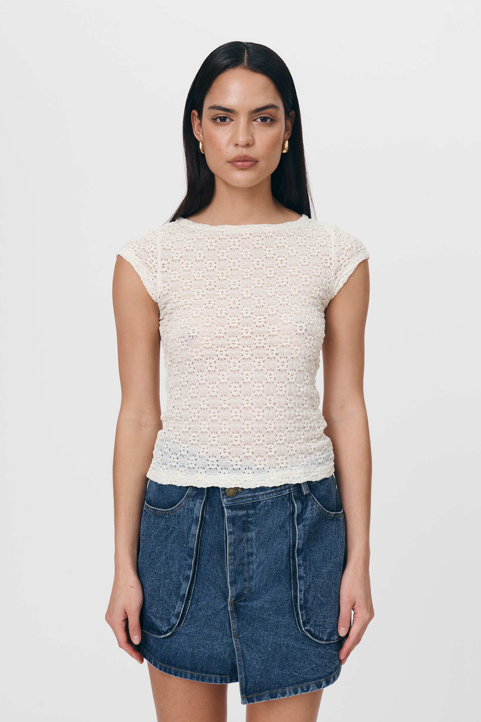 Galo Daisy Lace Tee Creme