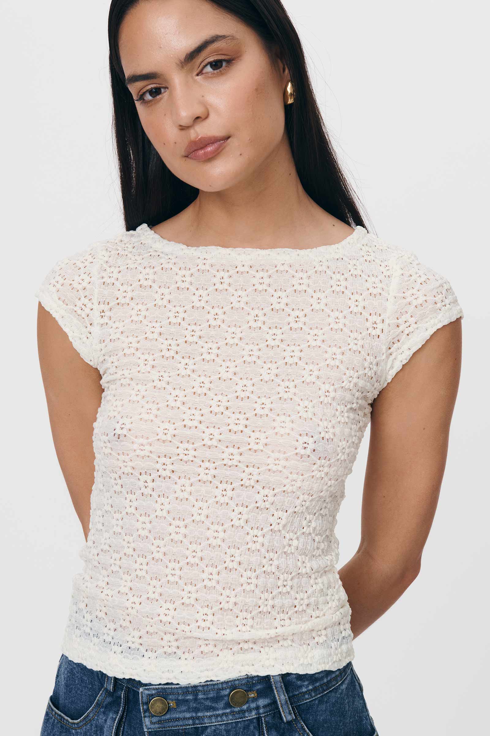 Galo Daisy Lace Tee