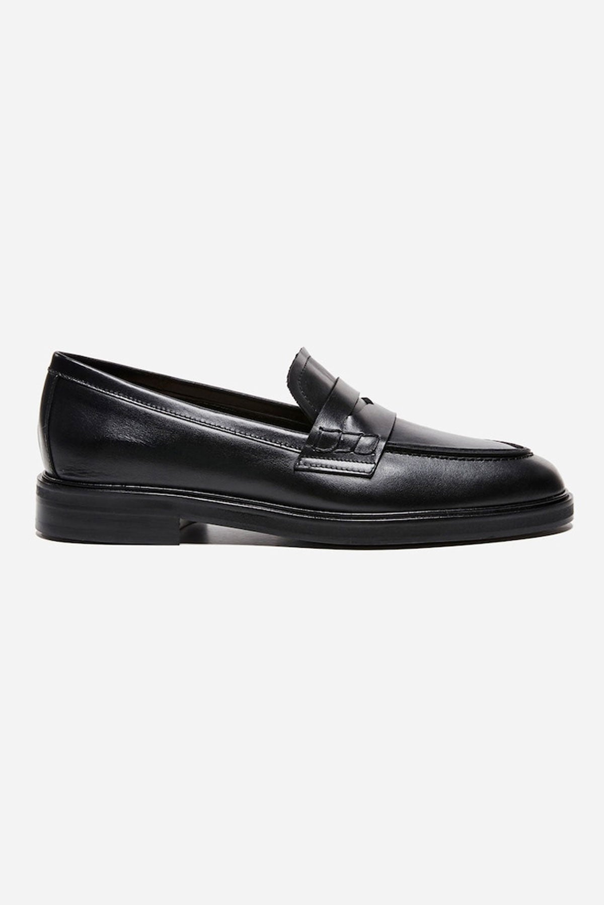 ROWIE The Label - Sara Leather Loafer Noir - Flattered