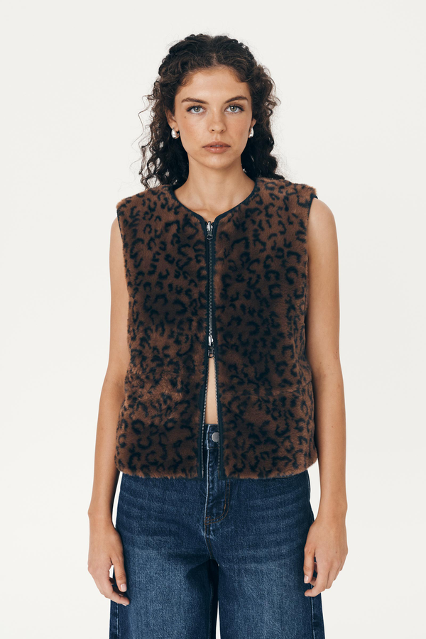 Solene Plush Vest