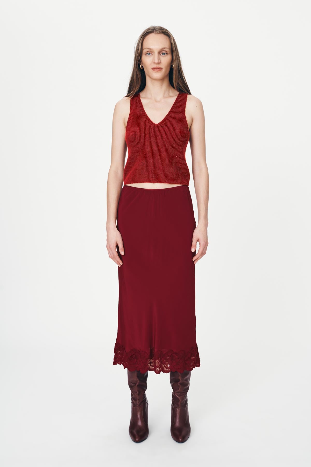 Vivian Merino Knit Tank in Rust Red | ROWIE Tops – ROWIE The Label
