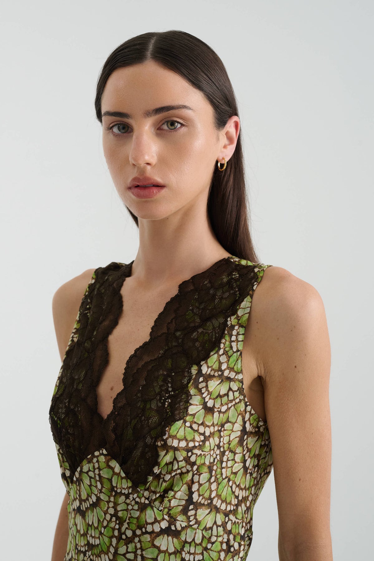 Annie Silk Midi Dress in Papillon print – lace neckline detail